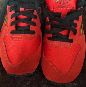 Multicolored mens Reebok Classic GL2620